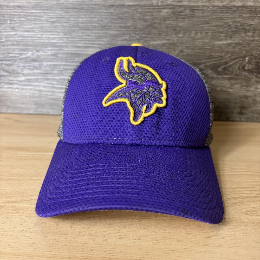 Minnesota Vikings Hat Cap Fitted Mens S/M Purple NFL Football 39THIRTY New Era